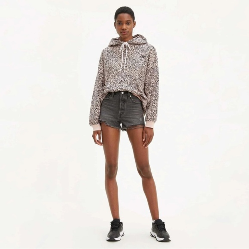 Levi's Women's 501 short size 26